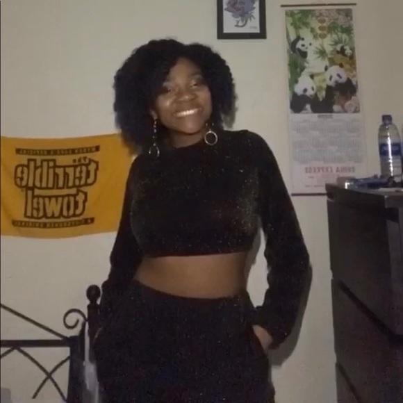 Metallic Two Piece Set✨ - Picture 1 of 4